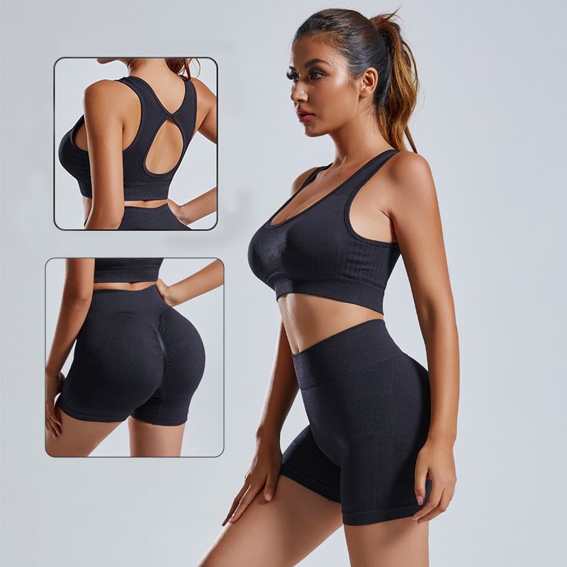 Women’s Seamless Racerback Sports Bra &amp; Scrunch-Detail Shorts Set